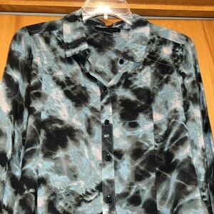 Sanctuary New Day Printed Black, Green and Gray Blouse Size Small